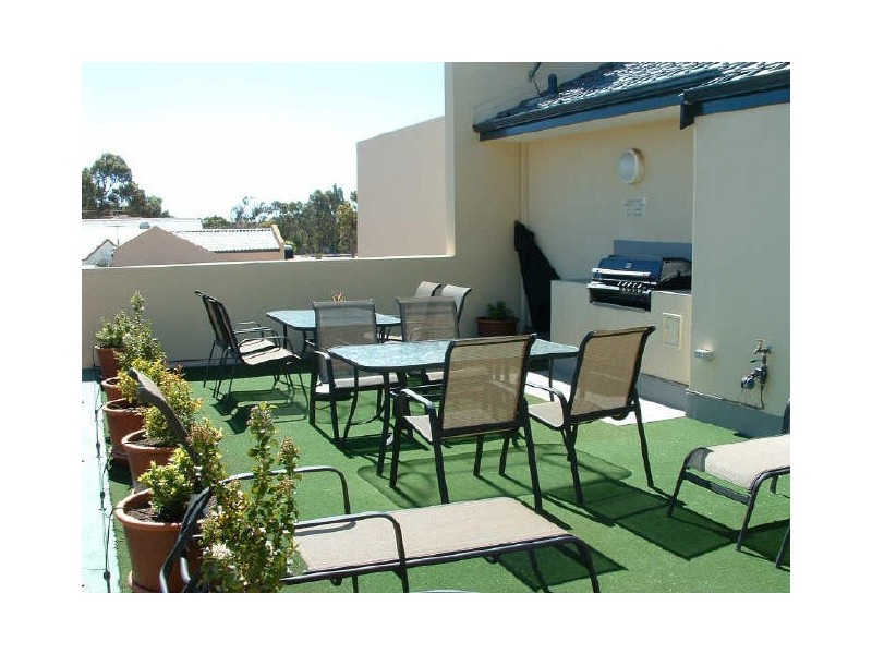 23/18 Kingsbury Road, Joondalup WA 6027