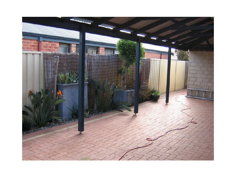 30 Clarafield Meander, Tapping WA 6065