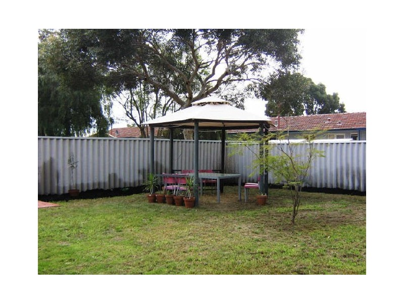 23/74 Amberton Ave, Girrawheen WA 6064