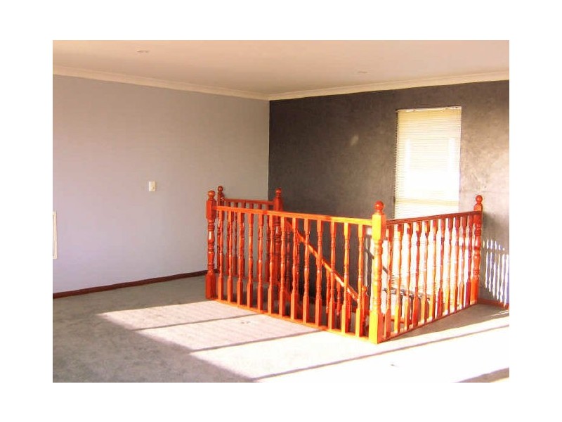 11 Carvel Place, Ocean Reef WA 6027