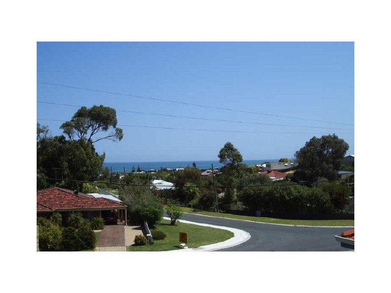 43 Mindarie Drive, Quinns Rocks WA 6030