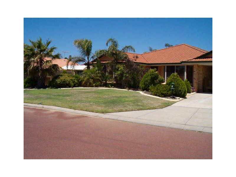 28 Edinburgh Avenue, Kinross WA 6028