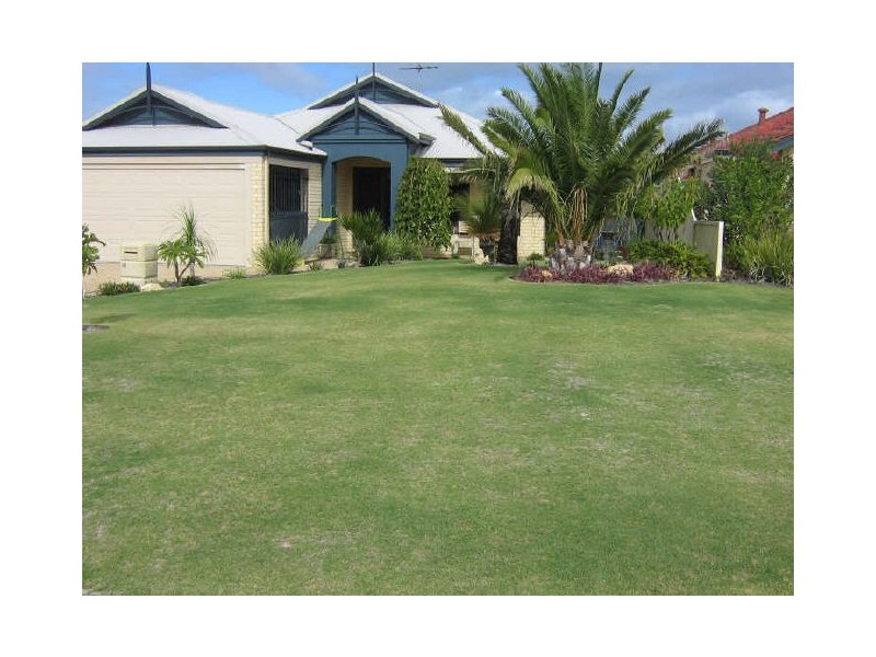 48 Clydebank Crescent, Kinross WA 6028