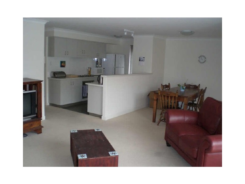 7/174 Lakeside Drive, Joondalup WA 6027