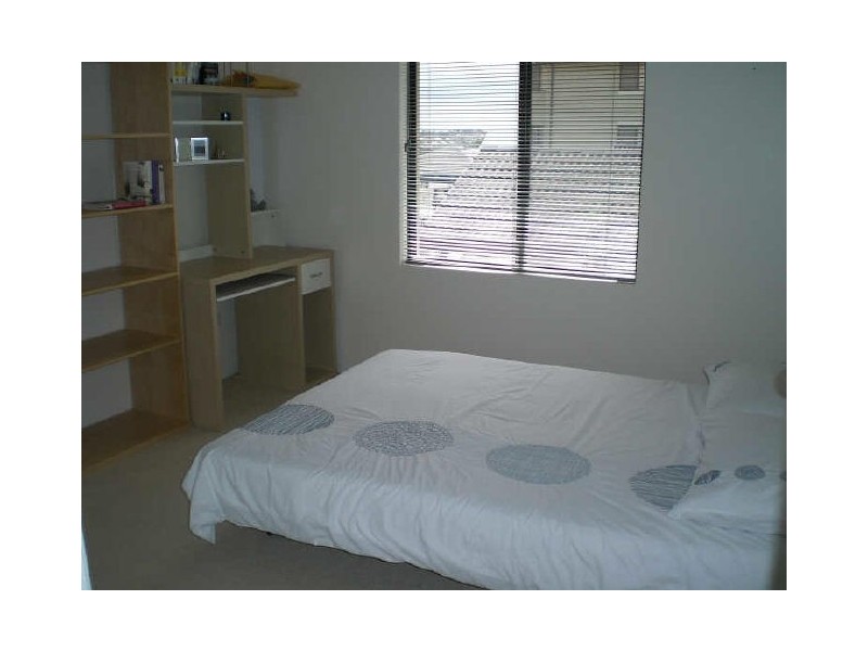 7/174 Lakeside Drive, Joondalup WA 6027