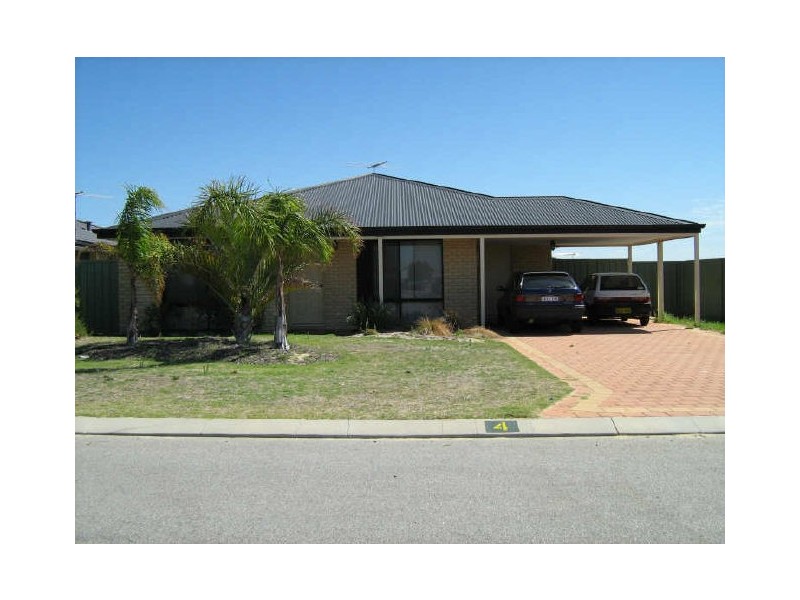 4 Adelong Circuit, Merriwa WA 6030