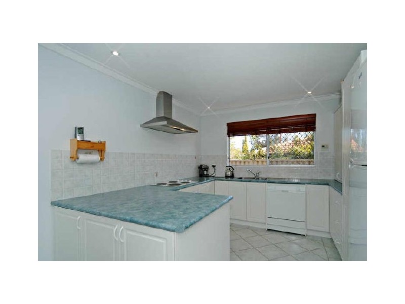 46 Macquarie Ave, Padbury WA 6025