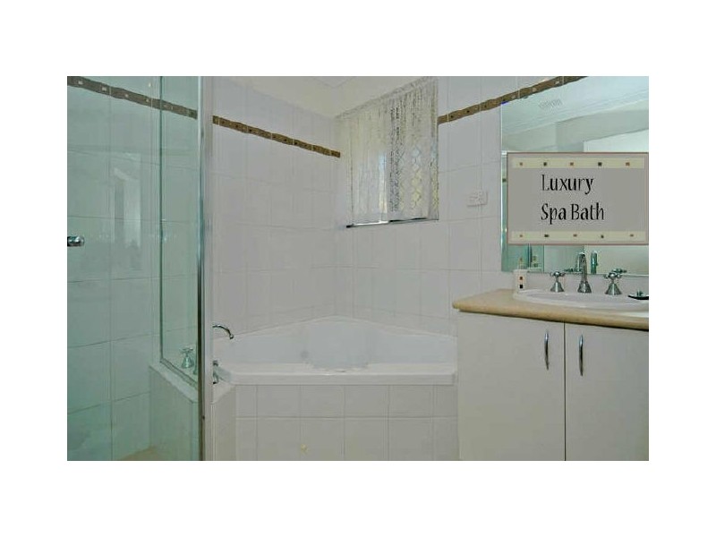 46 Macquarie Ave, Padbury WA 6025