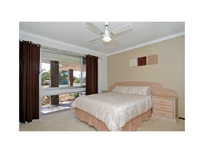 46 Macquarie Ave, Padbury WA 6025