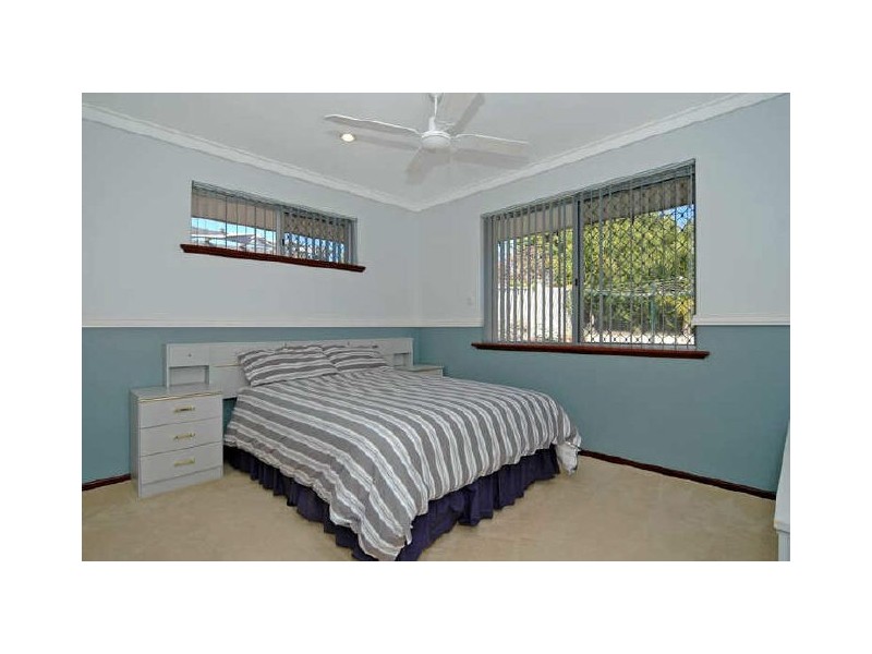 46 Macquarie Ave, Padbury WA 6025