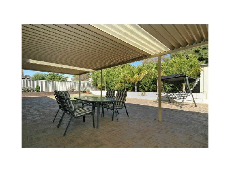 46 Macquarie Ave, Padbury WA 6025