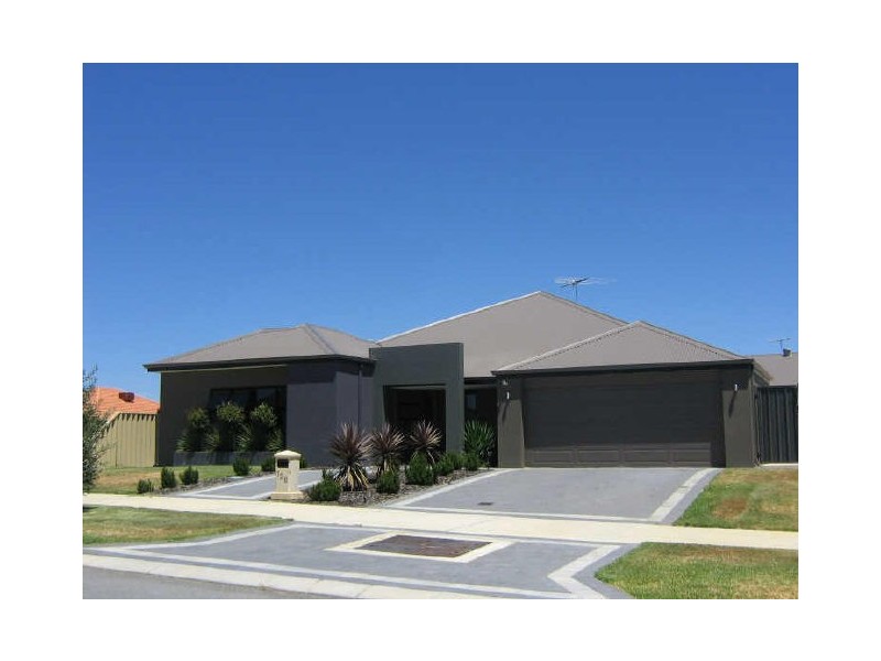 126 Ashley Road, Tapping WA 6065