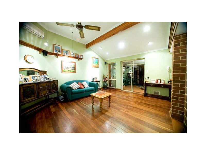 6 Pondana Mews, Ballajura WA 6066