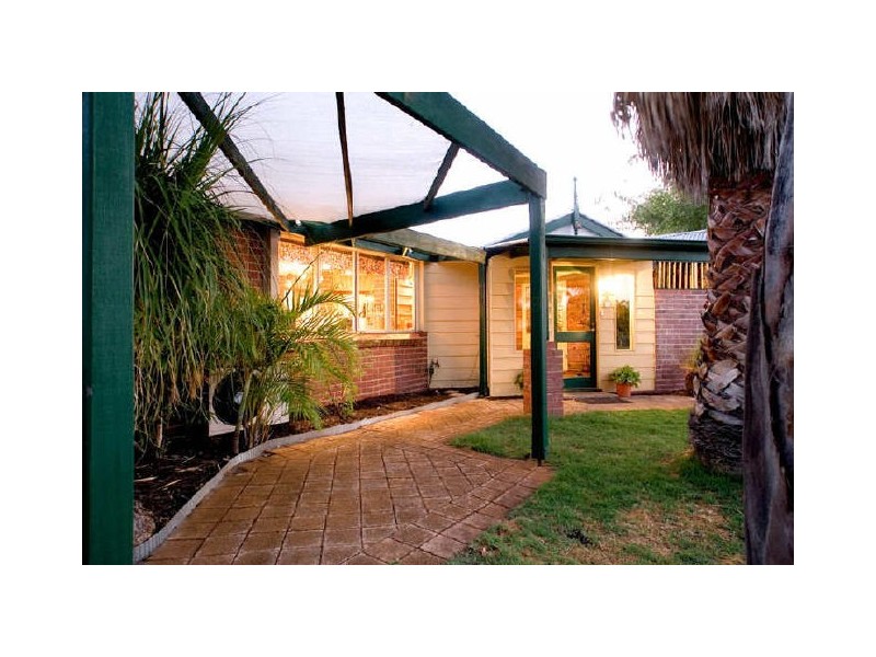 6 Pondana Mews, Ballajura WA 6066