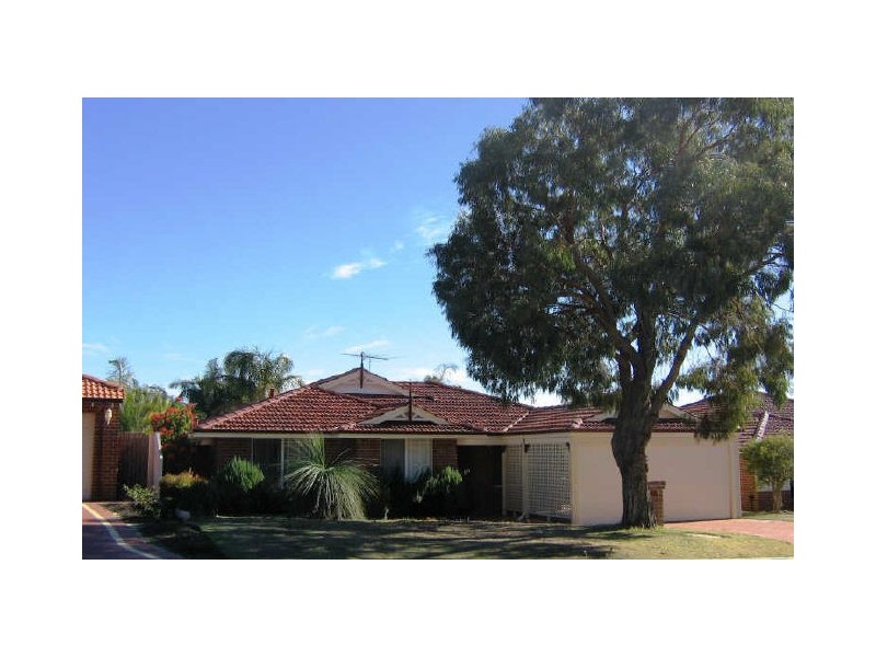 28 Houghton Drive, Carramar WA 6031