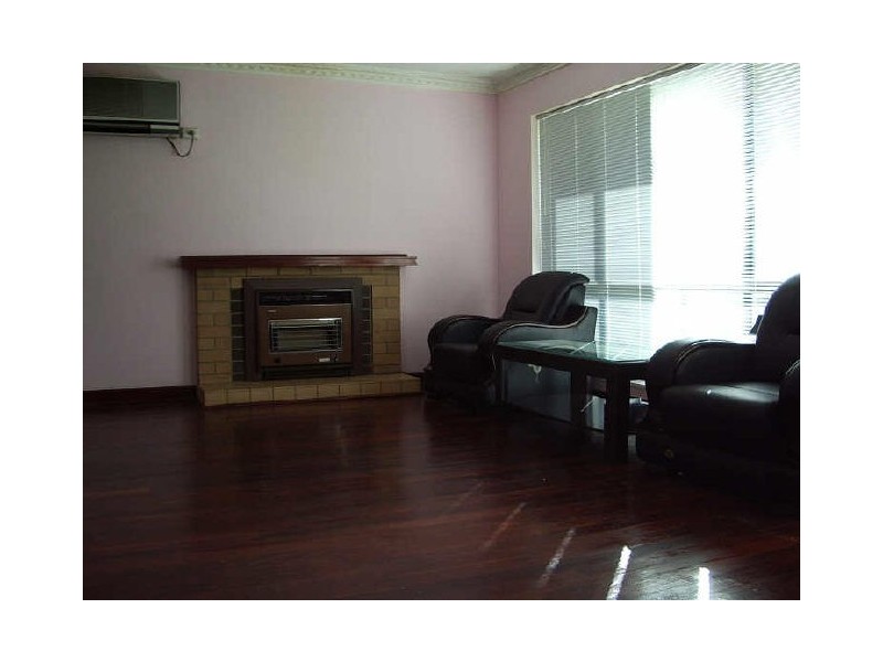 2 Farm Street, Hamersley WA 6022