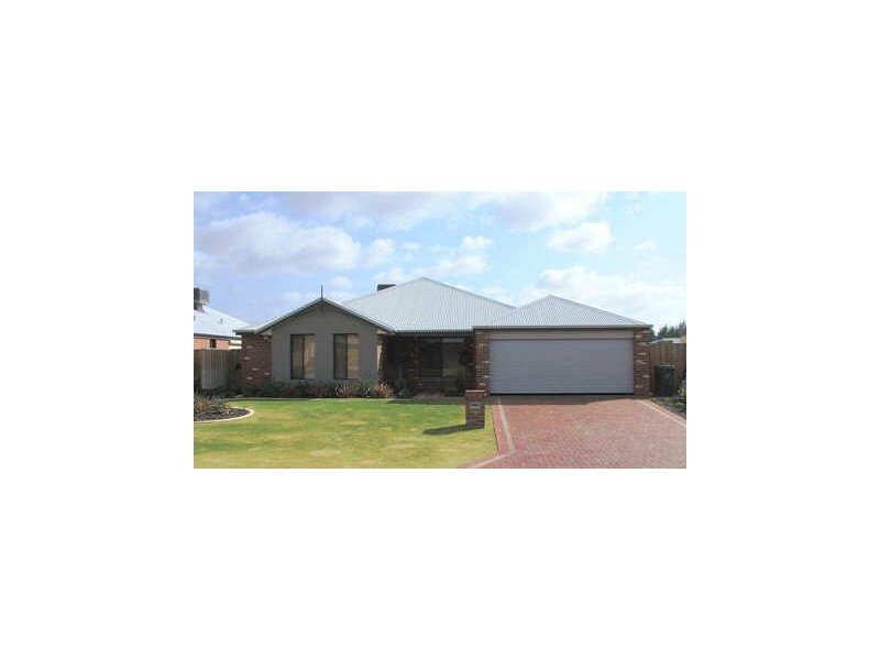 16 Alderley Close, Ellenbrook WA 6069