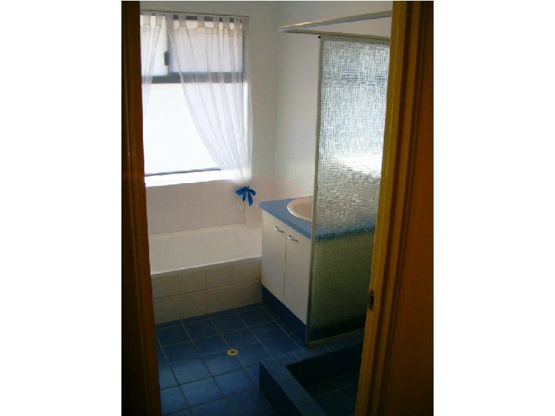 80 Balladong Loop, Carramar WA 6031