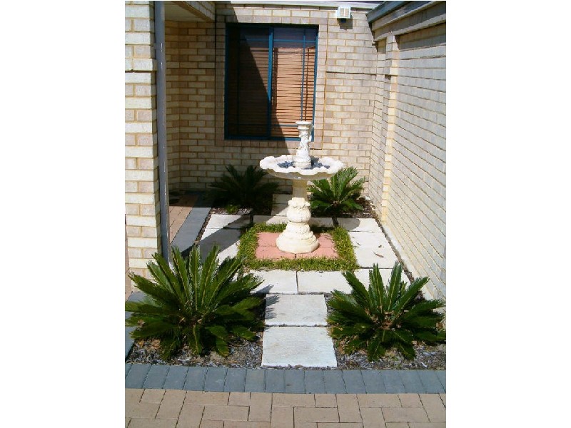 80 Balladong Loop, Carramar WA 6031