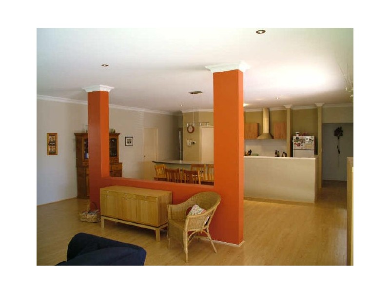 6 Librizzi Parade, Sinagra WA 6065