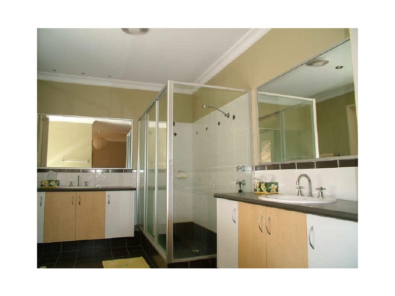 6 Librizzi Parade, Sinagra WA 6065