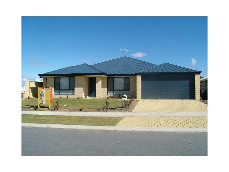 14 Leighton Gardens, Tapping WA 6065