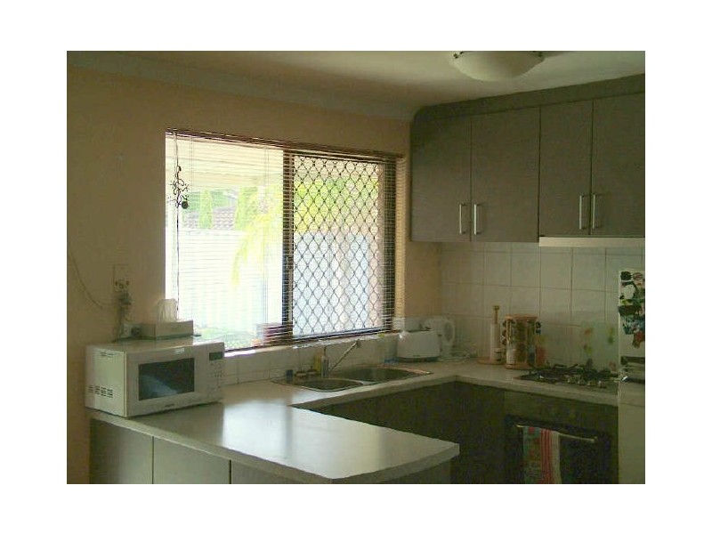 2 Nolan Place, Beldon WA 6027