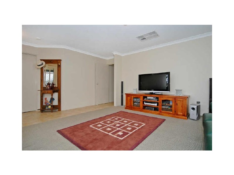82 Kingsbridge Boulevard, Butler WA 6036