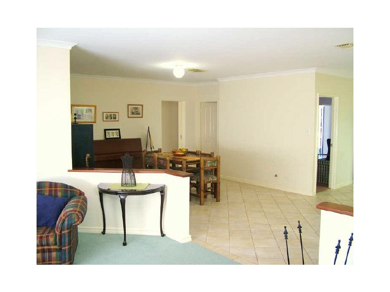 56 Grangemouth Turn, Kinross WA 6028