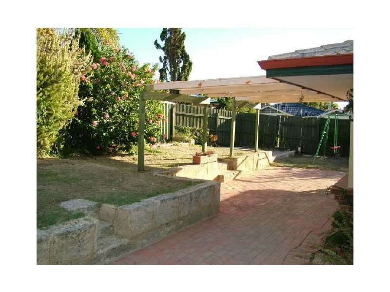 5 Serpentine Gardens, Clarkson WA 6030