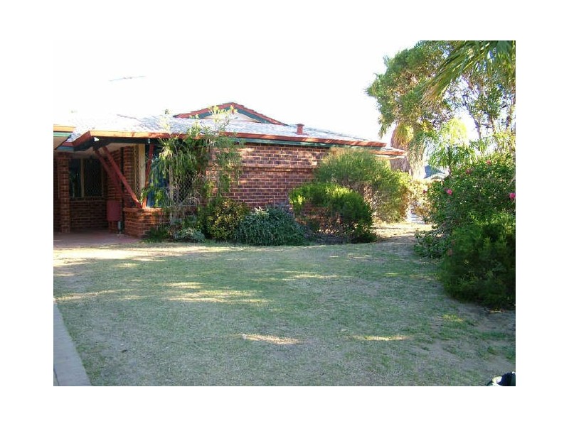 5 Serpentine Gardens, Clarkson WA 6030