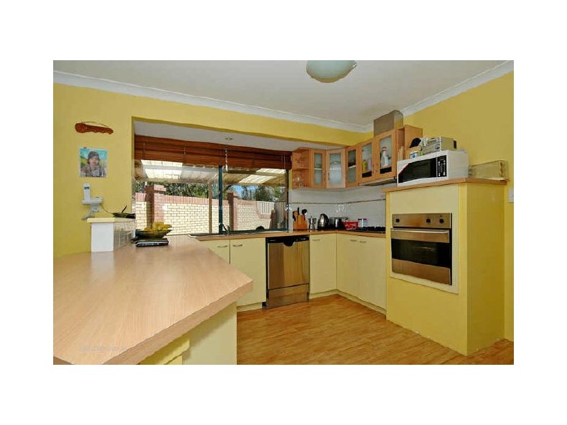 80 Balladong Loop, Carramar WA 6031