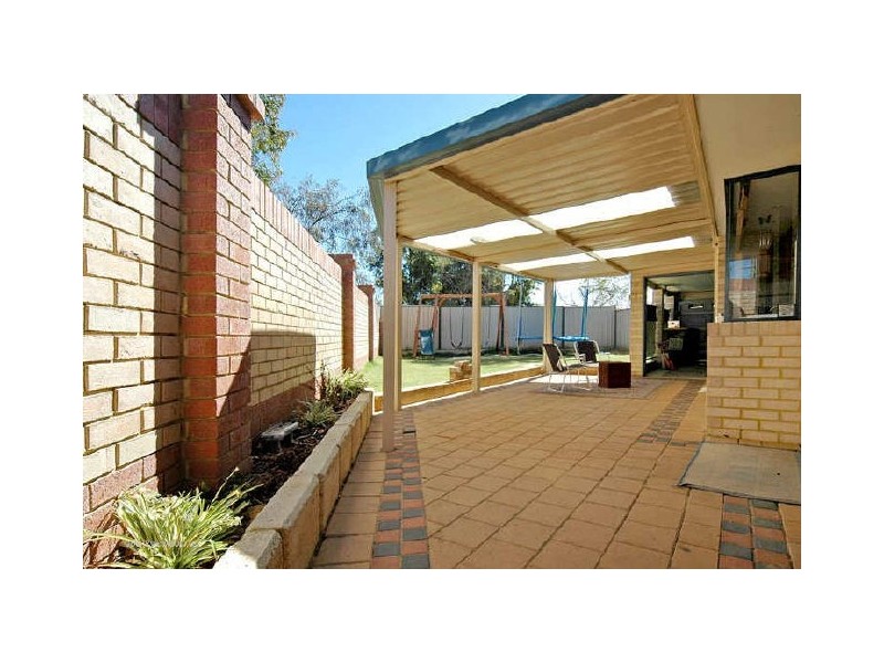 80 Balladong Loop, Carramar WA 6031