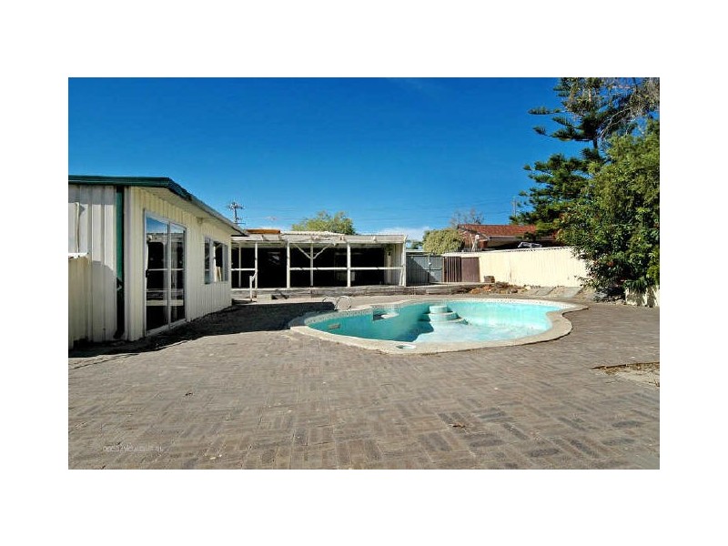 112 Warrandyte Drive, Craigie WA 6025