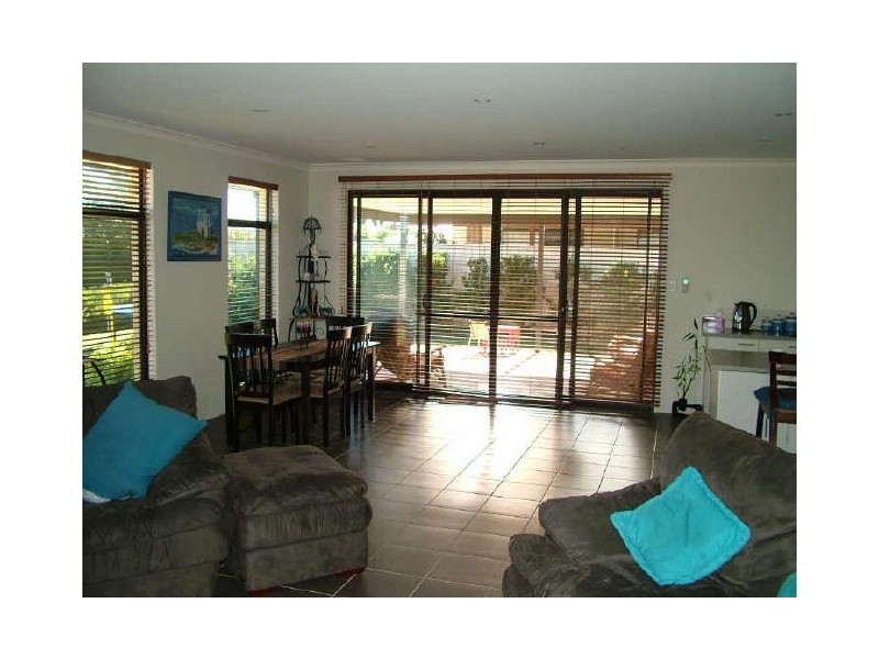 27 Hennessy Drive, Ashby WA 6065