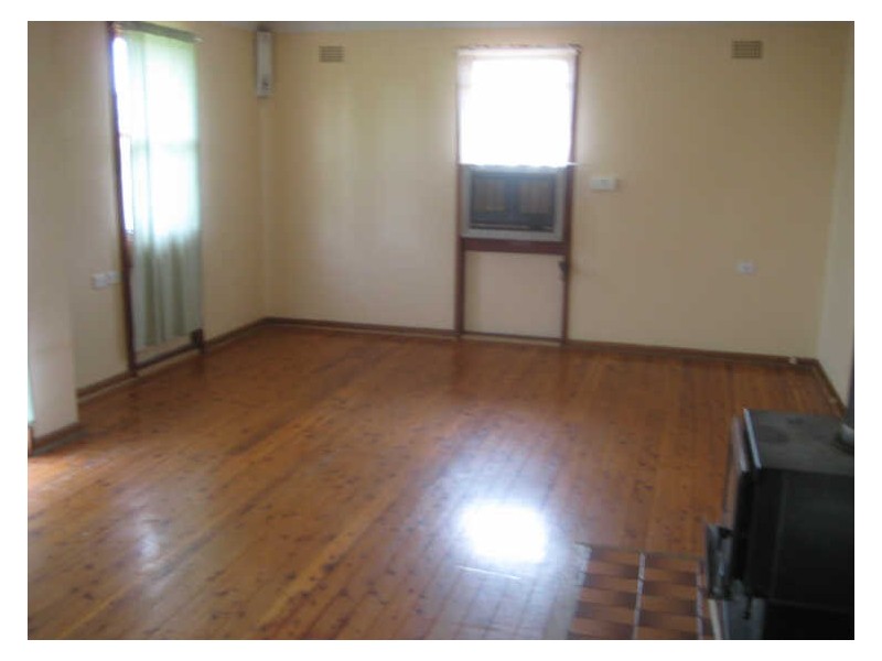 27 Bourne Street, Tamworth NSW 2340