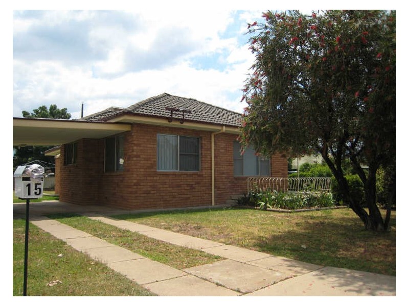 15 Bilkurra Street, Tamworth NSW 2340
