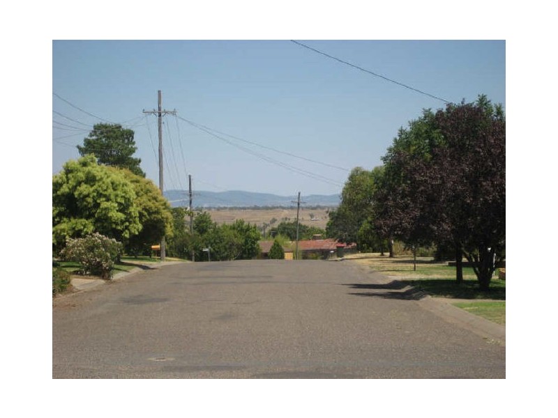 9 Minnamurra Crescent, Hillvue NSW 2340