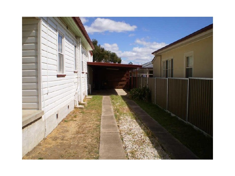 West Tamworth NSW 2340