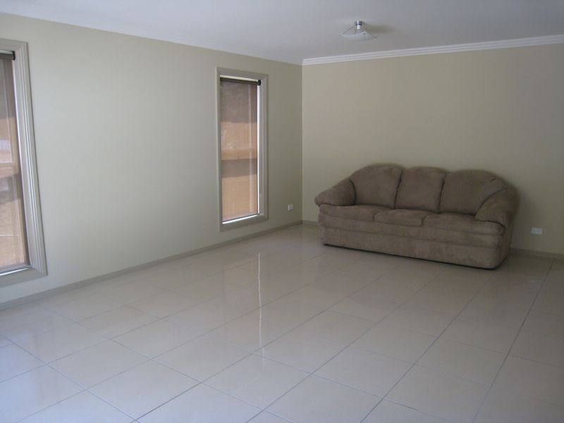 Unit 1/10 Nyrang Avenue, Tamworth NSW 2340