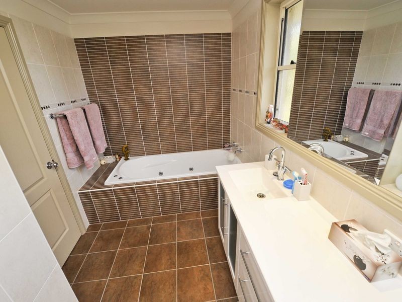 Unit 1/10 Nyrang Avenue, Tamworth NSW 2340