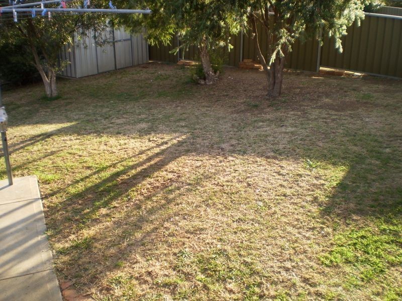 19 Valley Drive, East Tamworth NSW 2340