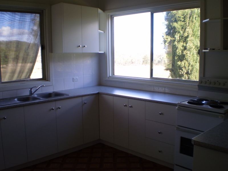 Tintinhull NSW 2352