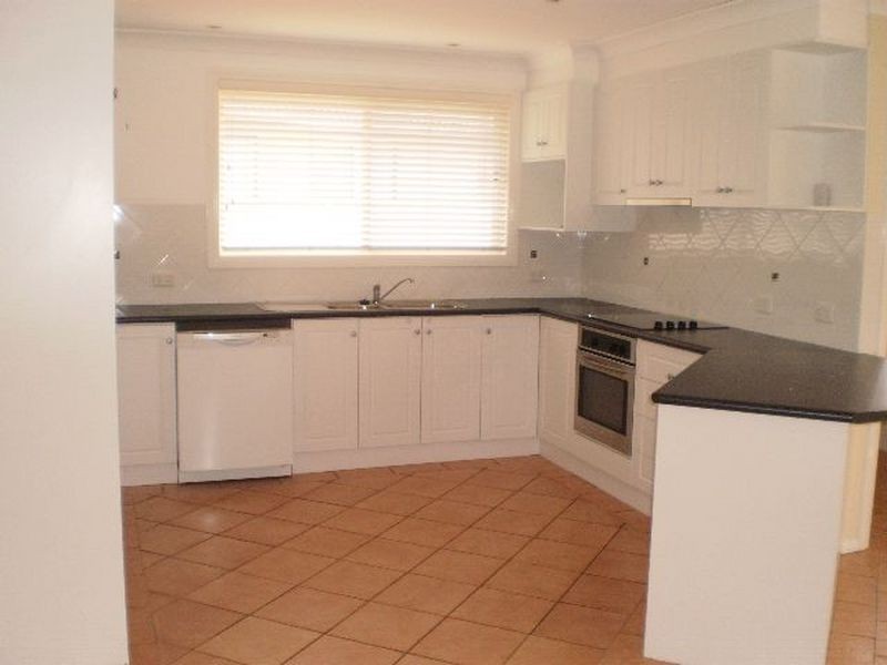 4 Milpara Court, Tamworth NSW 2340