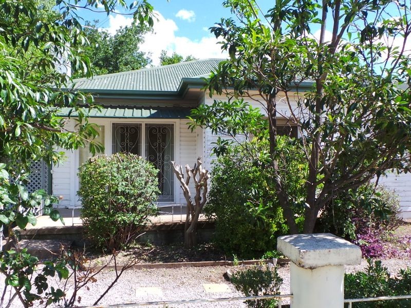 185 Johnston Street, Tamworth NSW 2340