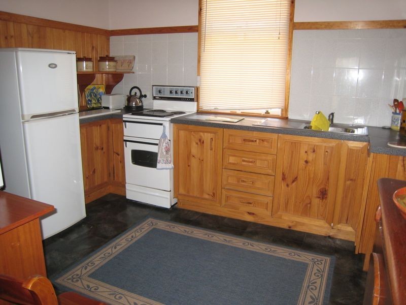 26 Crown Street, Tamworth NSW 2340