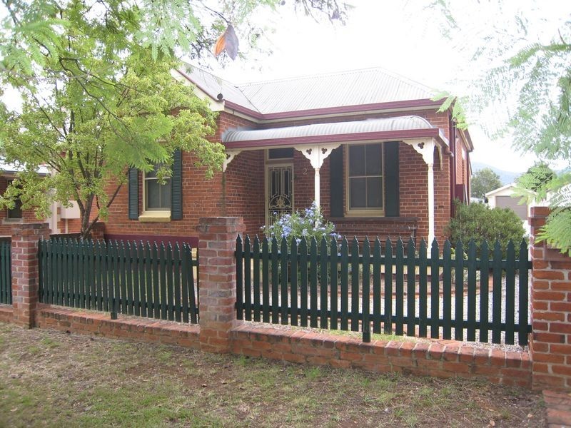 26 Crown Street, Tamworth NSW 2340