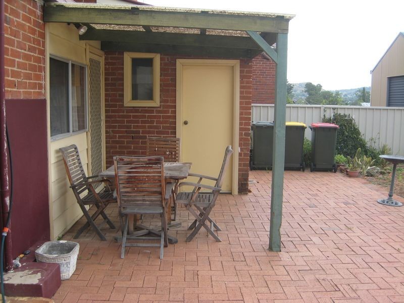 26 Crown Street, Tamworth NSW 2340