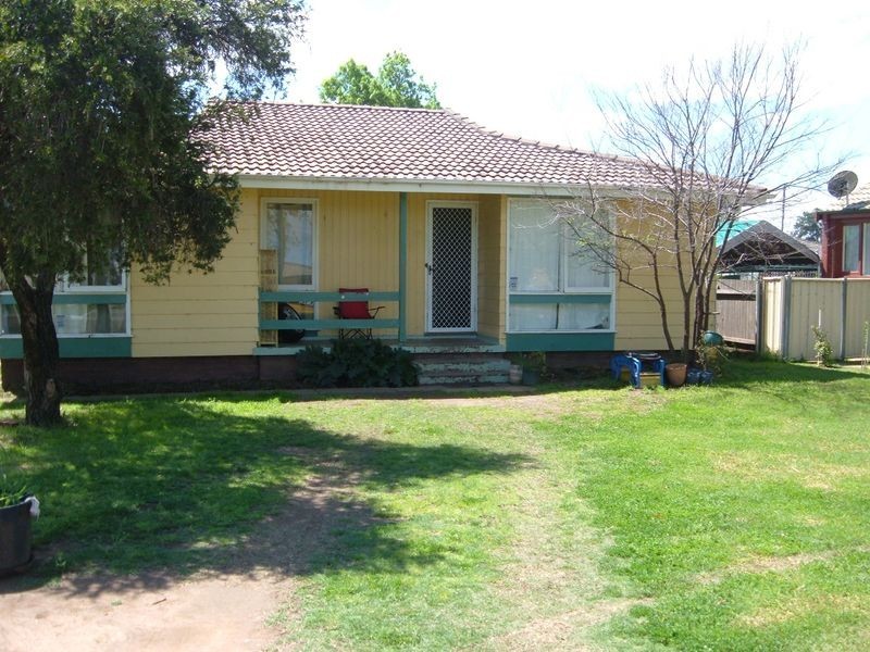 39 Tingira Street, Tamworth NSW 2340