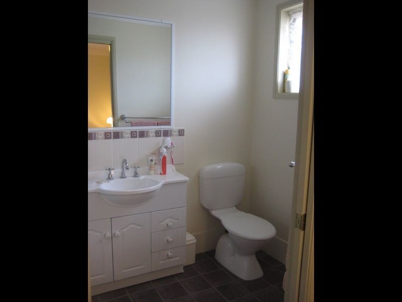 9 Stanley Close, Westdale NSW 2340